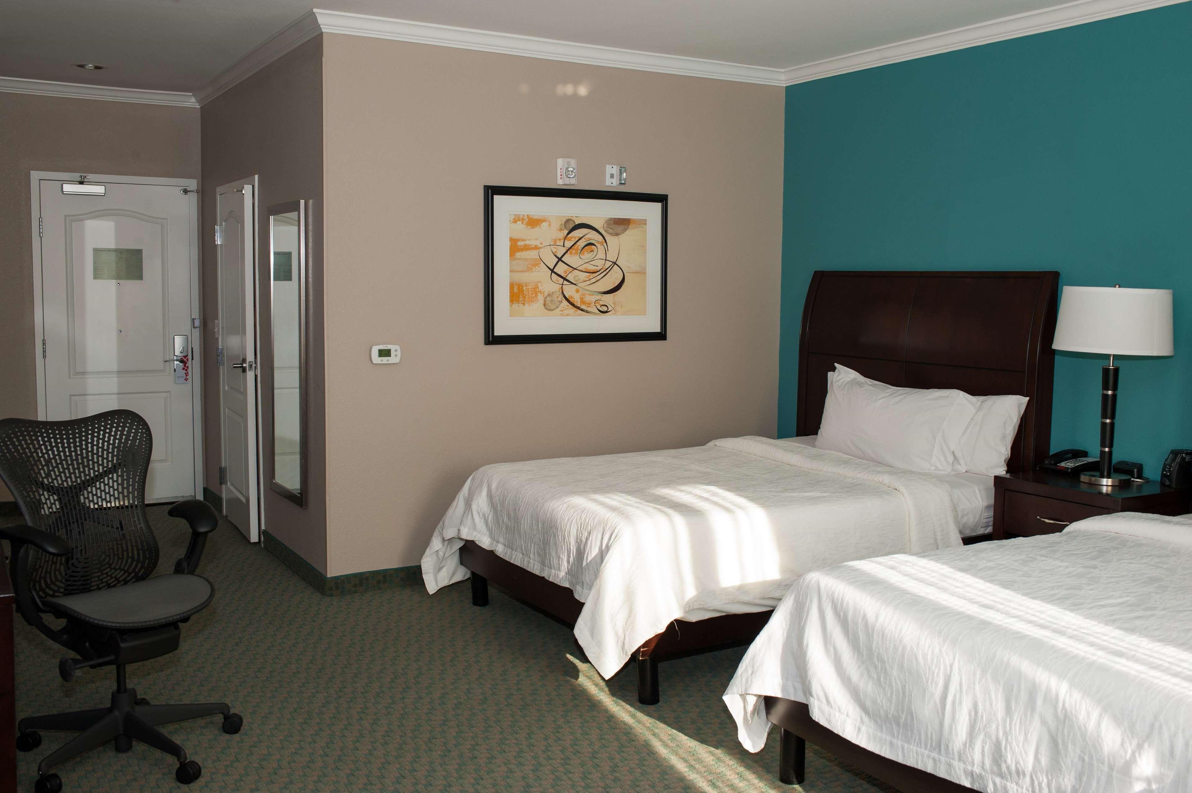 Hilton Garden Inn Tyler Esterno foto